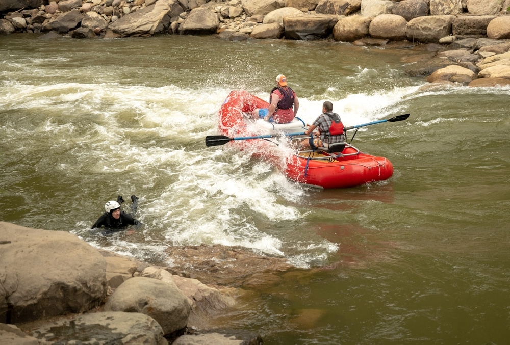 Where to Go Whitewater Rafting in Durango 4 People whitewater rafting in Durango